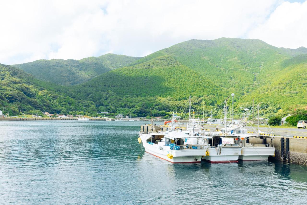 Villa Miyako 源泉かけ流し客室温泉ヴィラ みやこ別邸 Goto Buitenkant foto