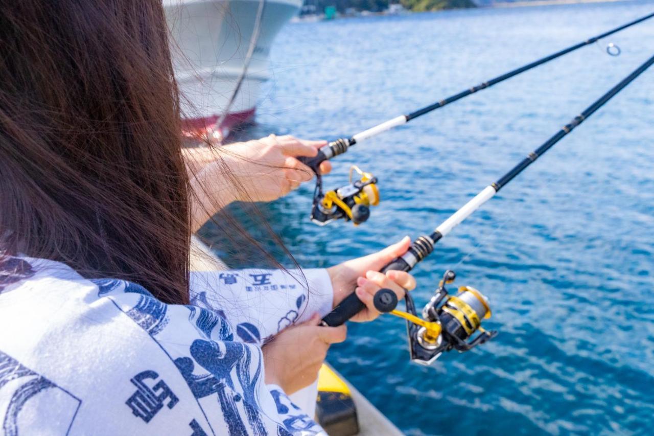 Villa Miyako 源泉かけ流し客室温泉ヴィラ みやこ別邸 Goto Buitenkant foto